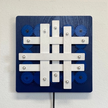 Moving stripes 1.2 – six years (motorized) (2025)