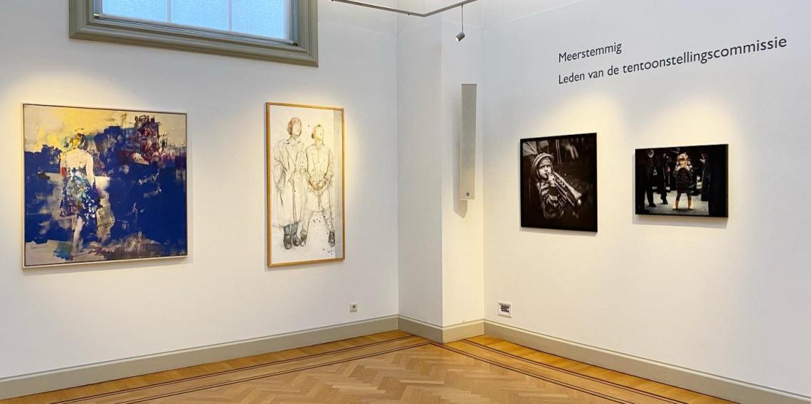 Leden van de tentoonstellingscommissie - Meerstemmig