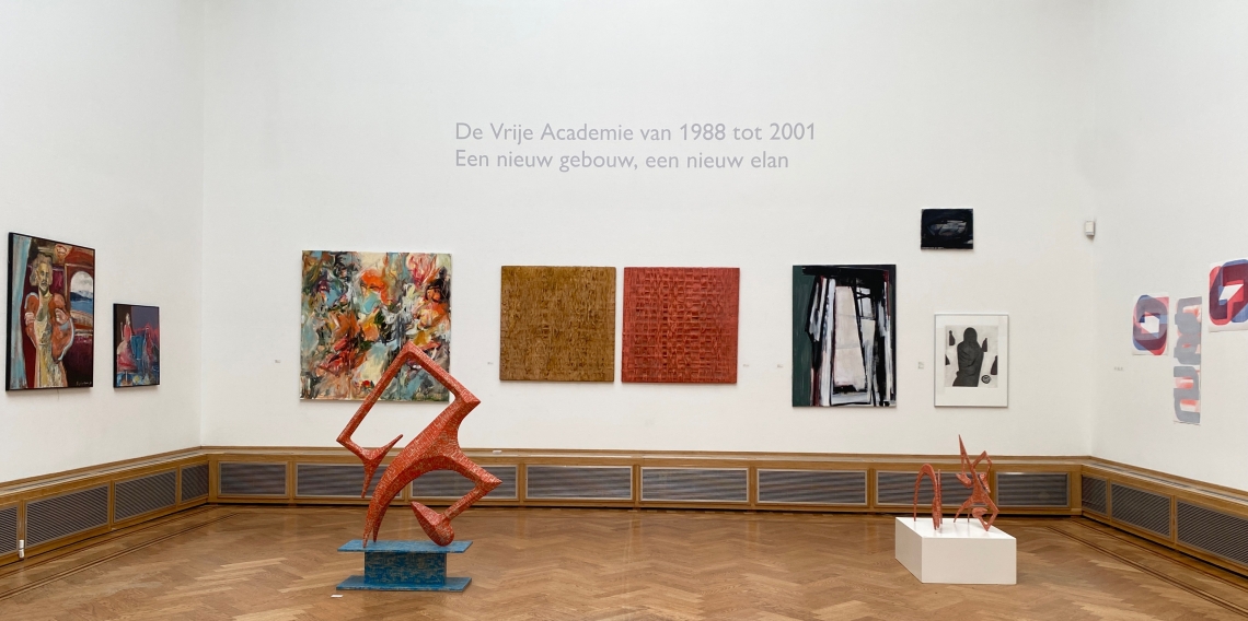 Vrije Academie van 1988 tot 2001 - Een nieuw gebouw, een nieuw elan