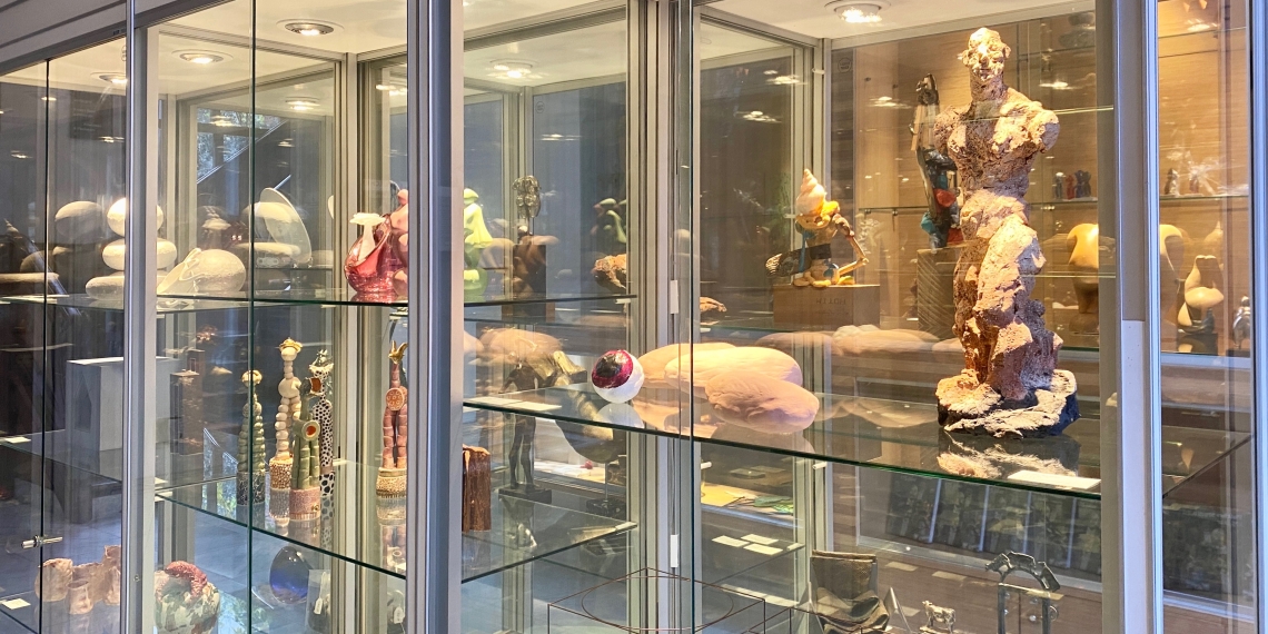 Klein Formaat & Vitrines