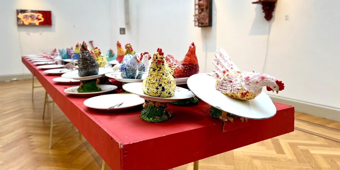 Marijke Gémessy - Pig Business & Chicken Run