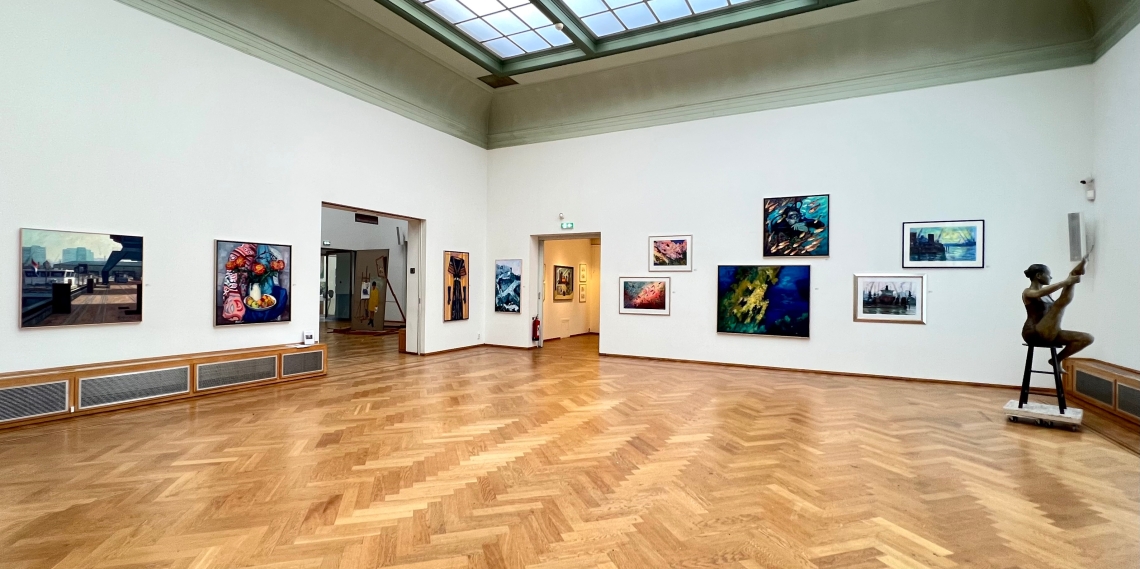 Harry van der Woerd - Symfonie van vorm en kleur