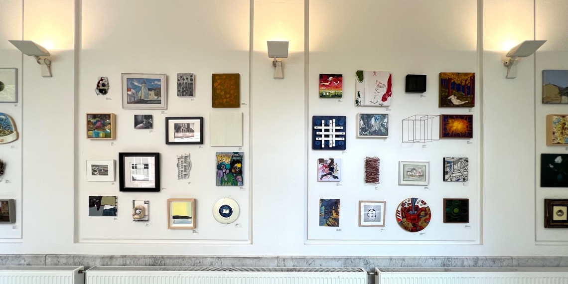 Klein formaat & Vitrines