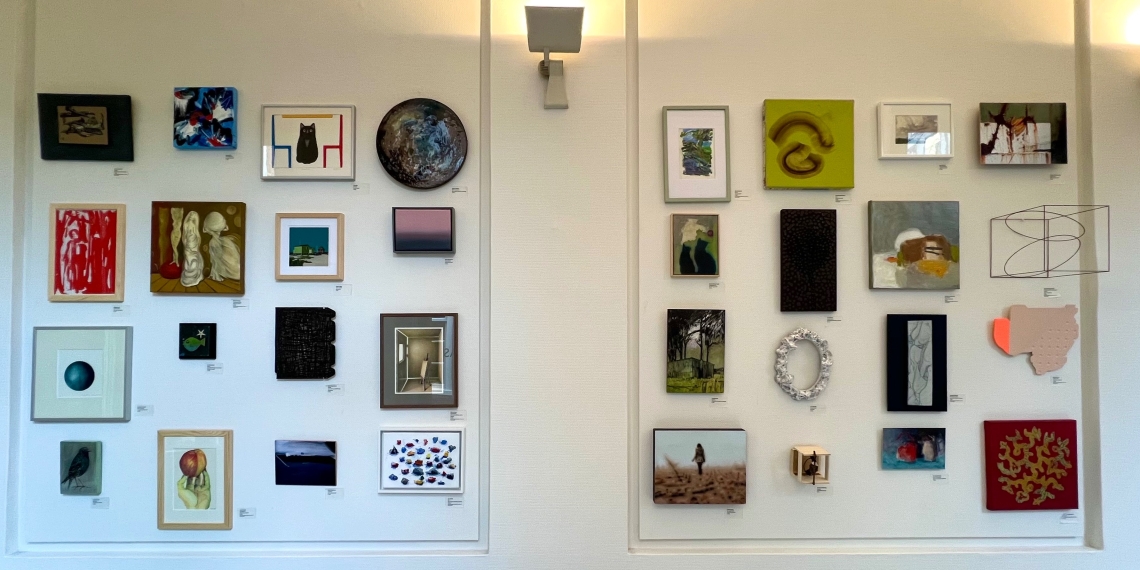 Klein formaat & Vitrines