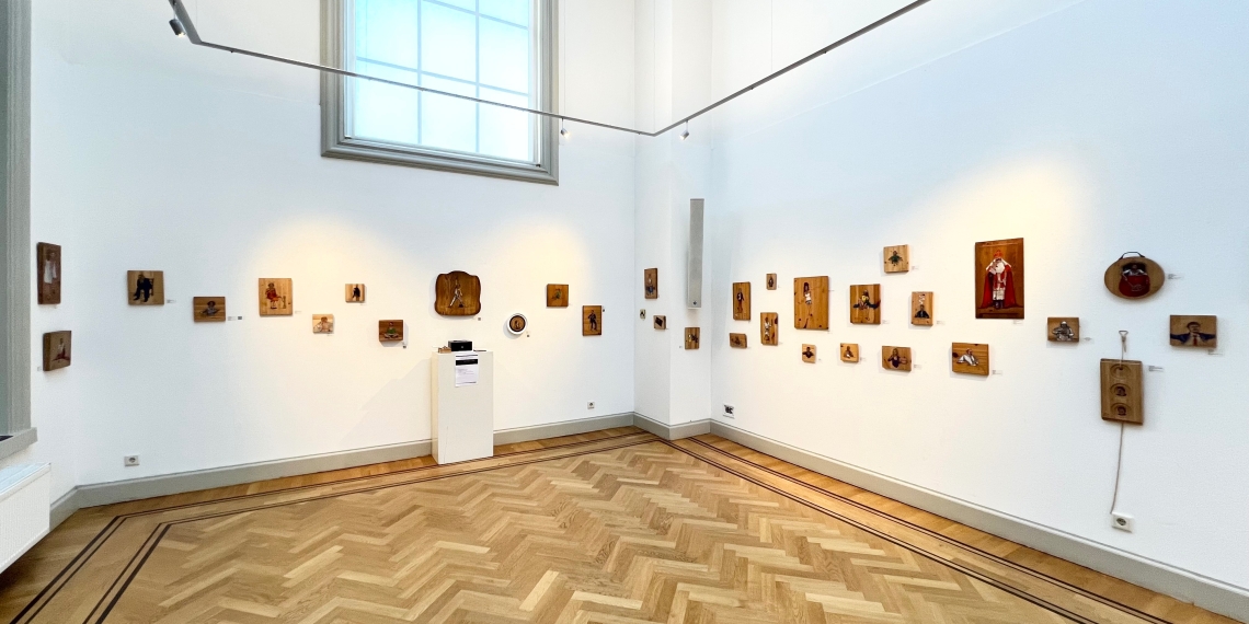 Anat Zehavi - I paint because I can't sing