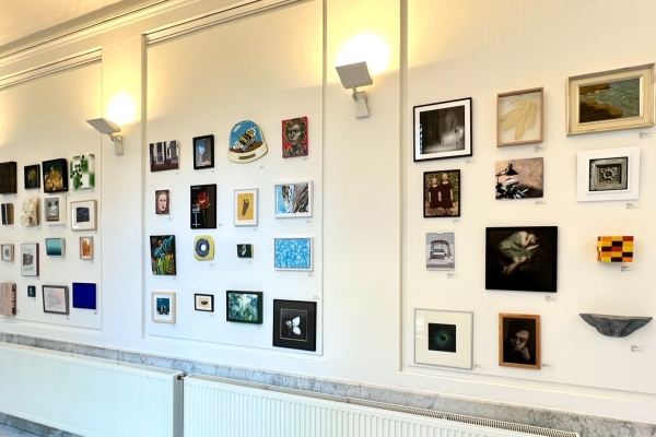 Klein formaat & Vitrines